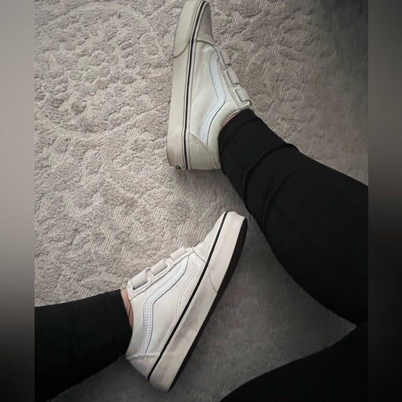 Velcro Vans size 5 gently worn - Picture 1 of 5